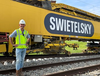 CEO Niek Lentink: we willen hét ‘go to’ bedrijf van het spoor zijn. - NL